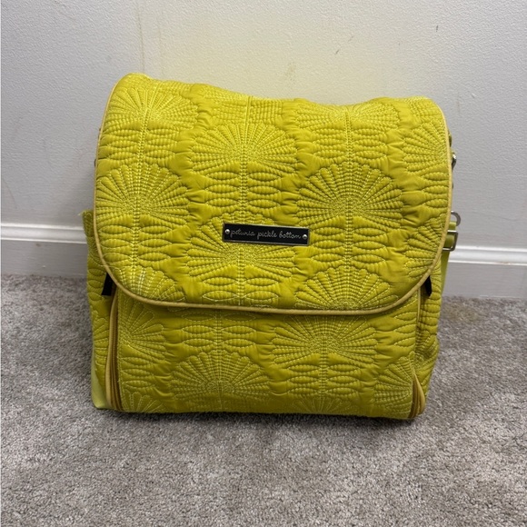 Petunia Pickle Bottom Boxy Backpack Diaper Bag Yellow Quilted - Picture 3 of 13